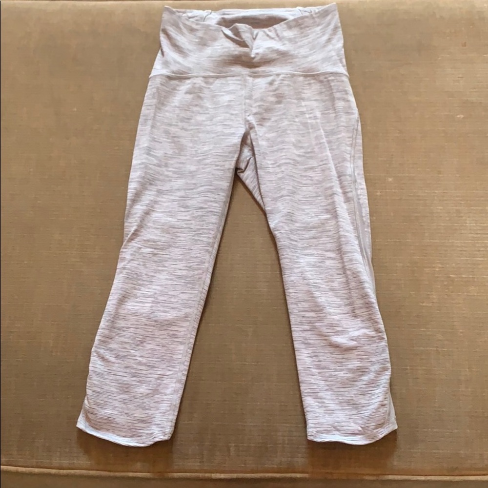 Lululemmon leggings